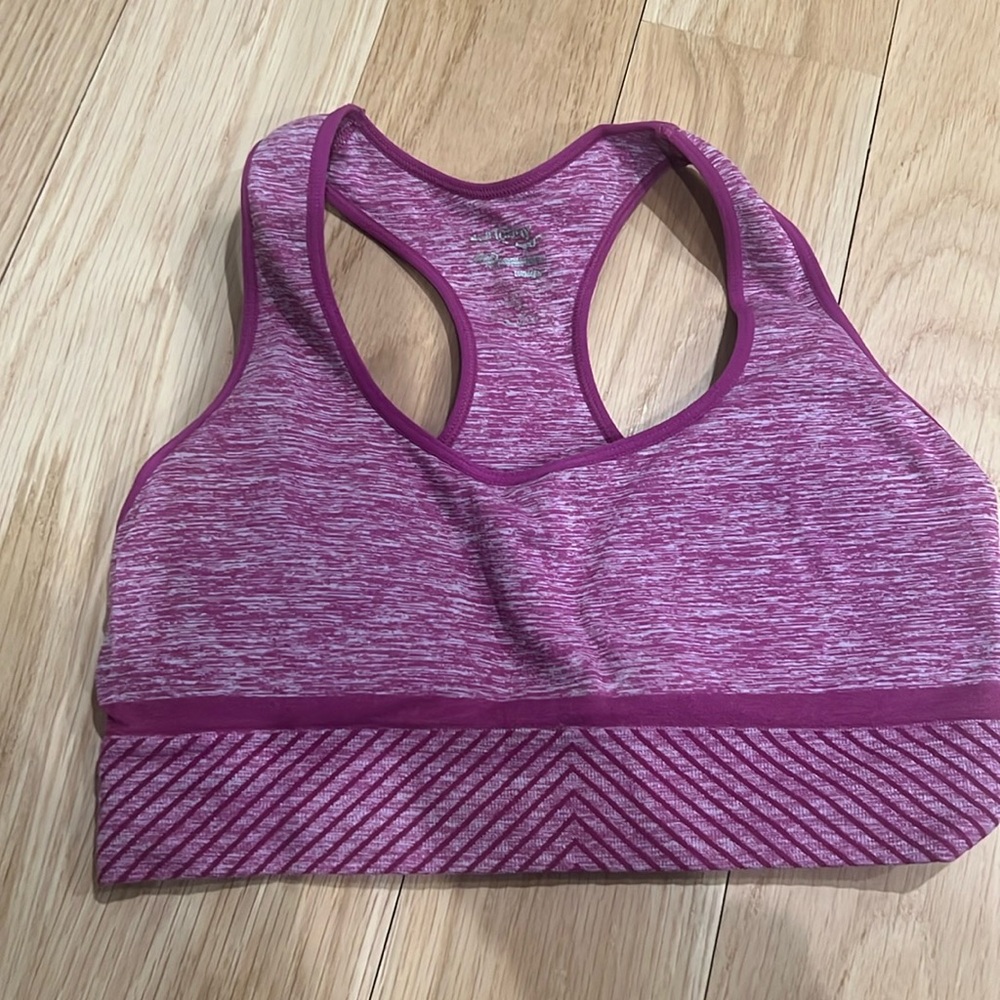 Purple sports bra size medium from Saucony